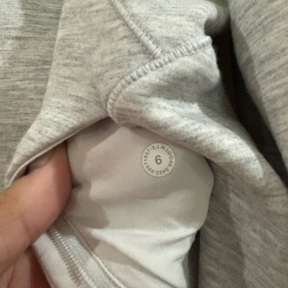 lululemon athletica Gray Sweatshirt - Picture 4 of 5